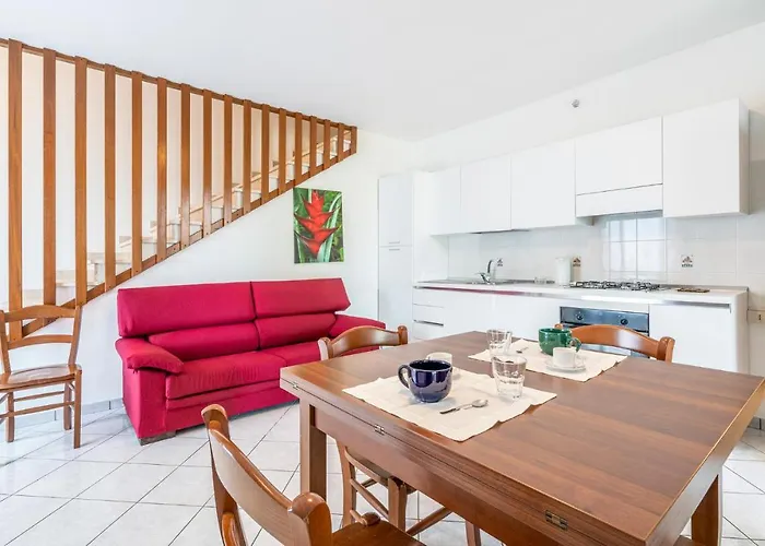 3 Bedroom Awesome In Albarella Ro Дом отдыха *