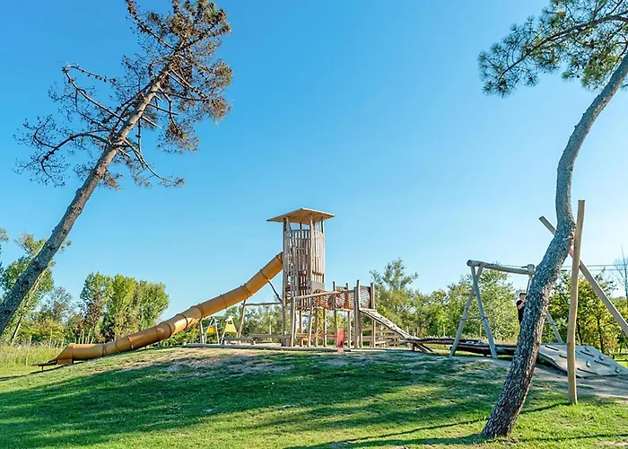 3 Bedroom Awesome In Albarella Ro * Изола Альбарелла