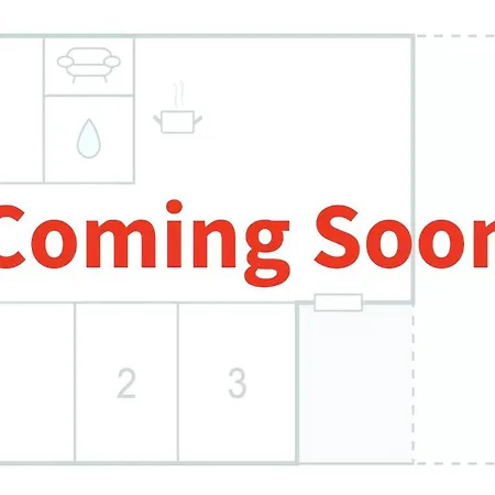 3 Bedroom Awesome In Albarella Ro 펜션